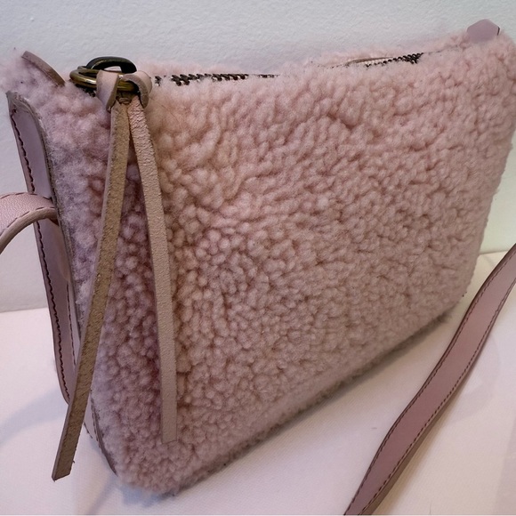 MADEWELL Blush Avalon Pink Shearling Sherpa Leather Crossbody Bag Purse - Picture 7 of 13